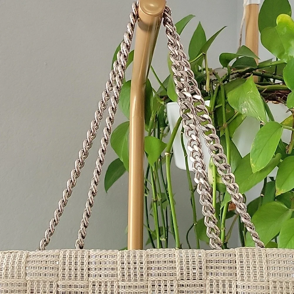 vintage Alma Tonutti tan and silver metallic woven shoulder bag